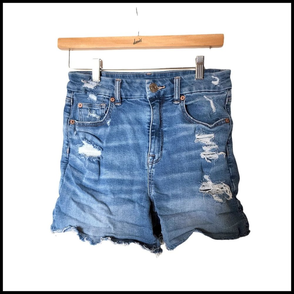 American Eagle Super Stretch‎ Curvy Hi Rise Shortie size 4 Distressed